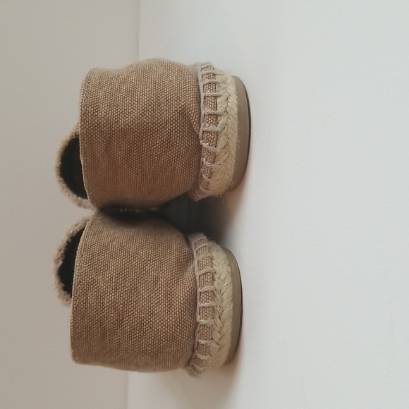 CHANEL Canvas Linen Beige/Navy CC Logo Espadrille, Size 40 run small 7 / 7.5 US - Picture 6 of 9